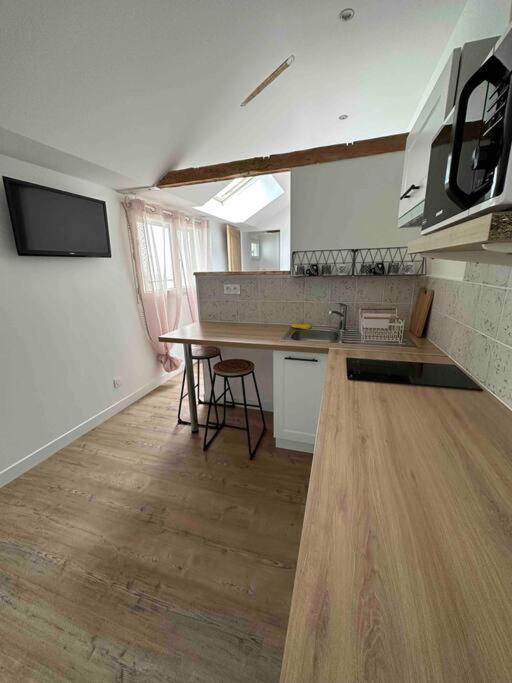 Petite Maison Avec Clim Blois Bagian luar foto